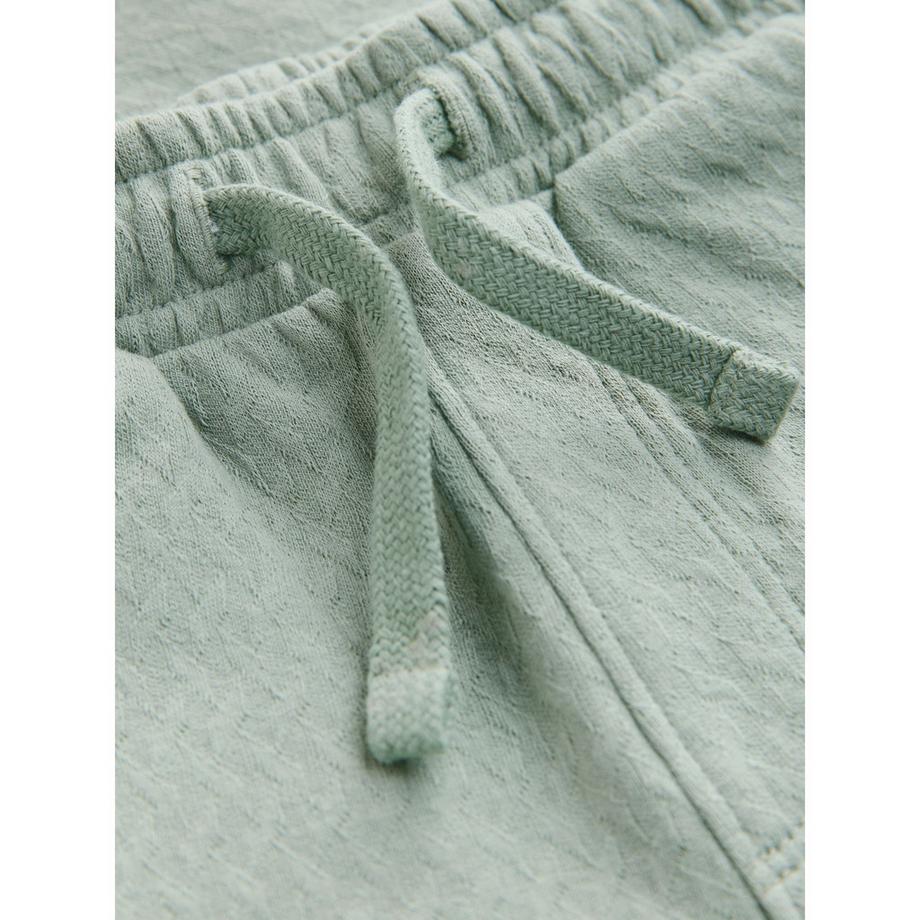 Next  Set, top e shorts 