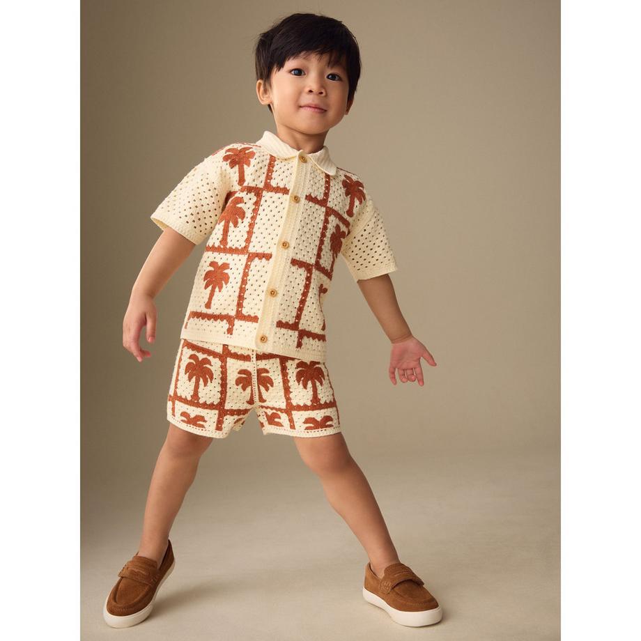 Next  Set: haut & shorts 