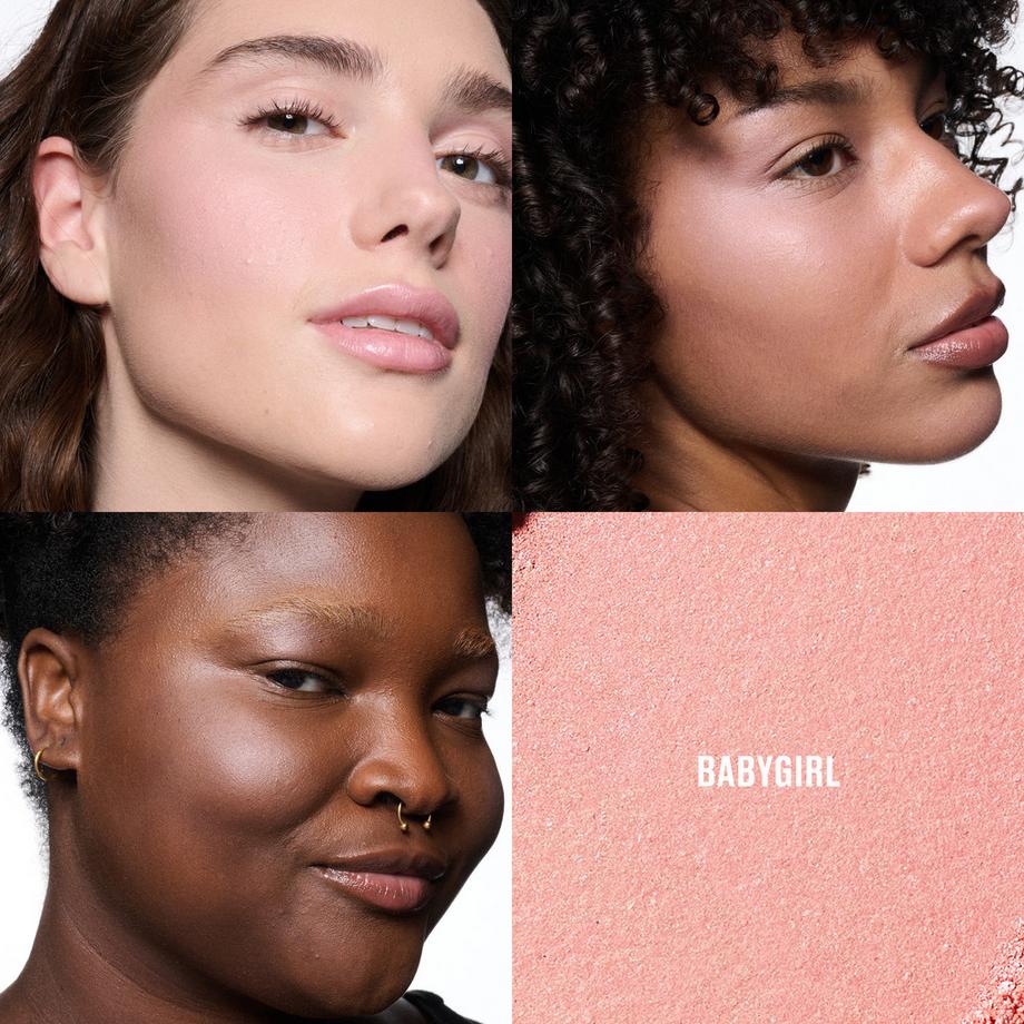MAC Cosmetics  Skinfinish Colourstruck Blush 