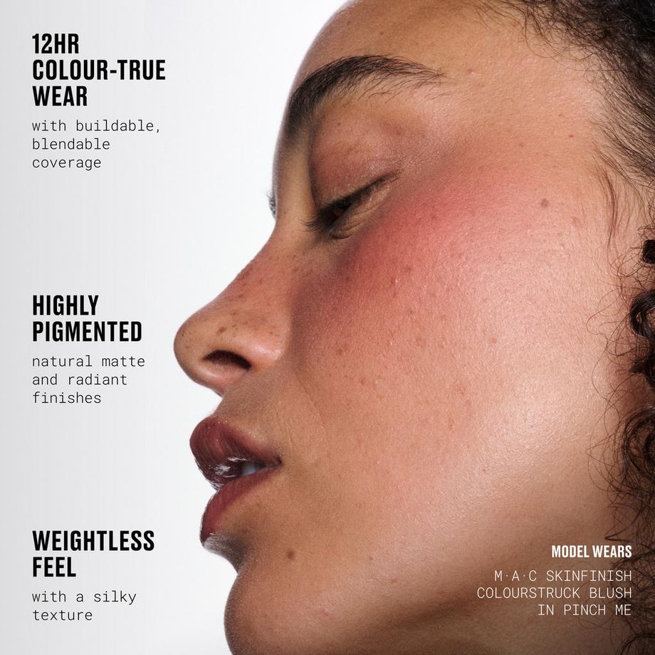 MAC Cosmetics  Skinfinish Colourstruck Blush 