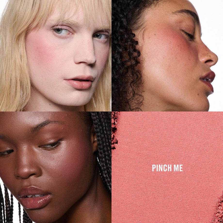 MAC Cosmetics  Skinfinish Colourstruck Blush 