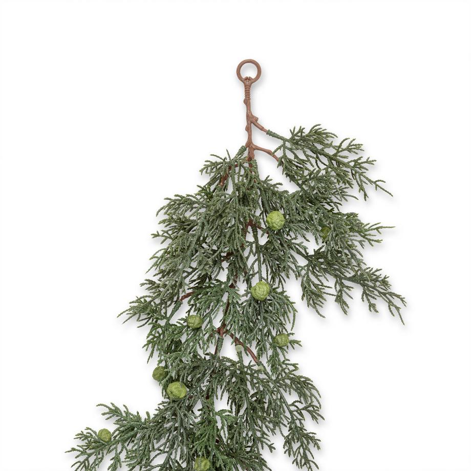 Manor Home Fiore artificiale pine with cone garland 
