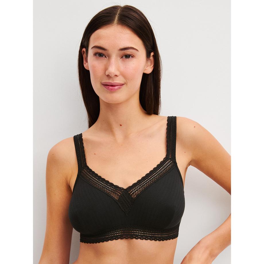 Soutien-gorge triangle, sans armatures