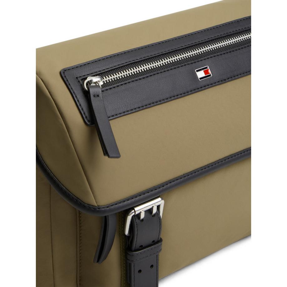 TOMMY HILFIGER Flag Messenger Bag  