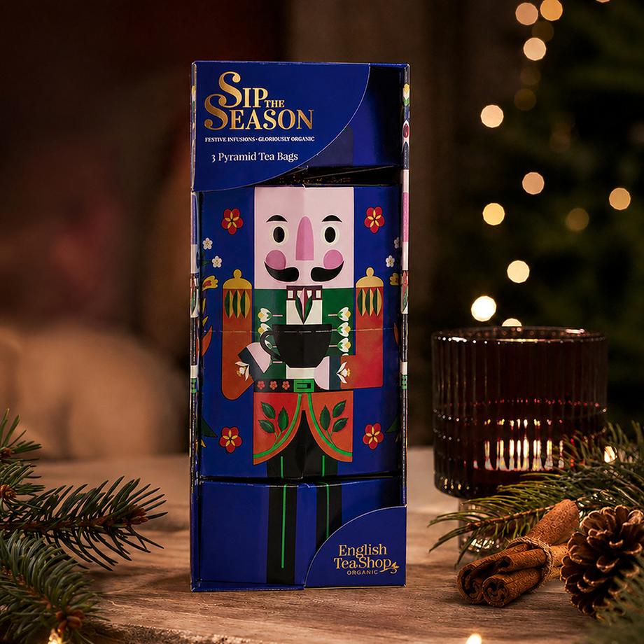 English Tea Shop  Cadeau de thé BIO « Casse-noisette bleu » – 3 sachets pyramide 