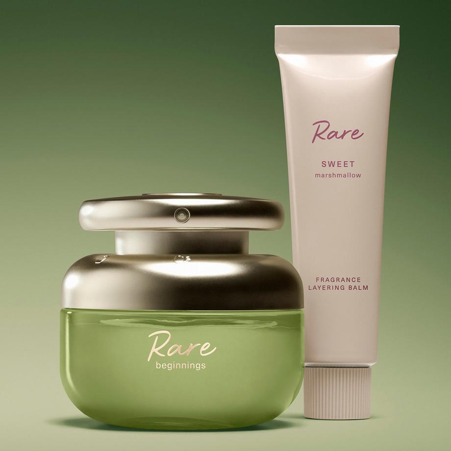 RARE BEAUTY  Rare Beginnings Layering Balm Sweet Marshmallow - Balsamo Profumato 
