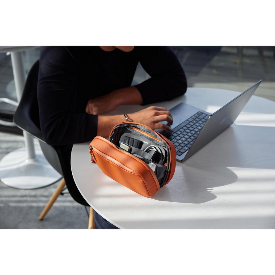 Orbitkey 2-in-1 Tech Travel-Etui Reise-Etui 