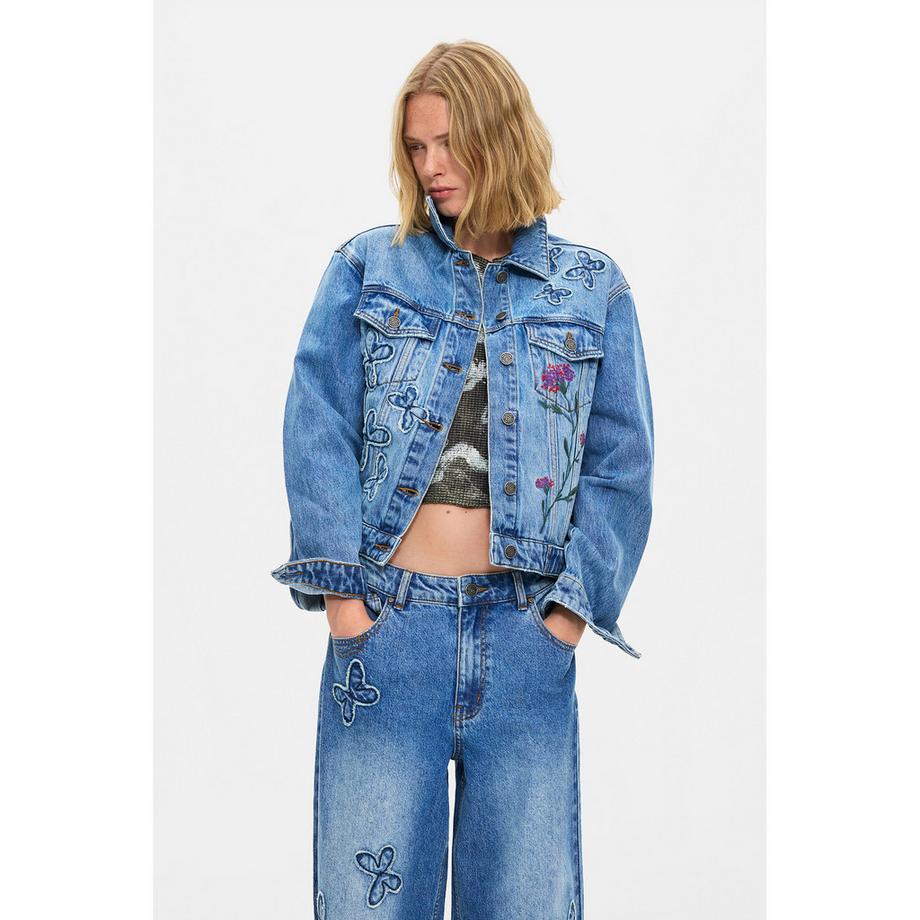 Desigual   