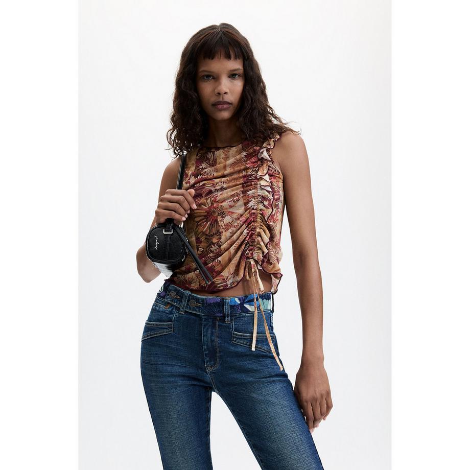 Desigual   