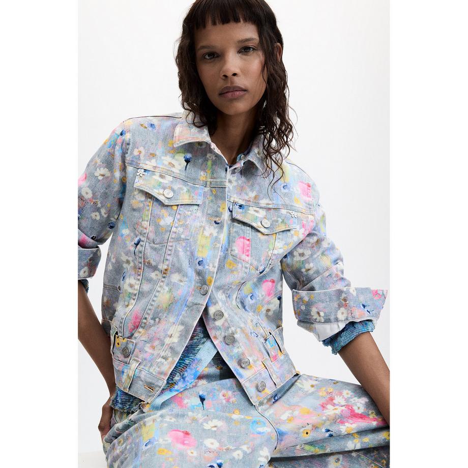 Desigual   