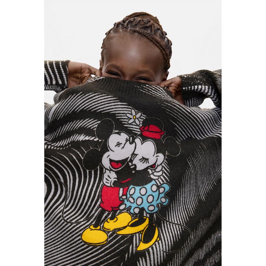 Desigual   