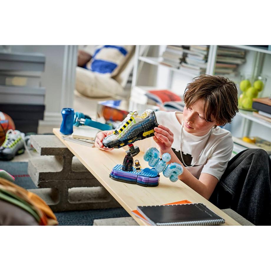 LEGO®  43025 Nike Air Max 95 