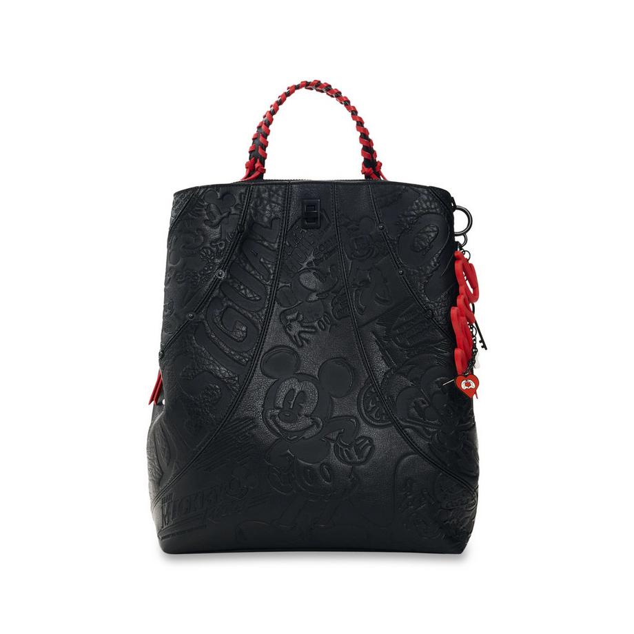 Desigual   
