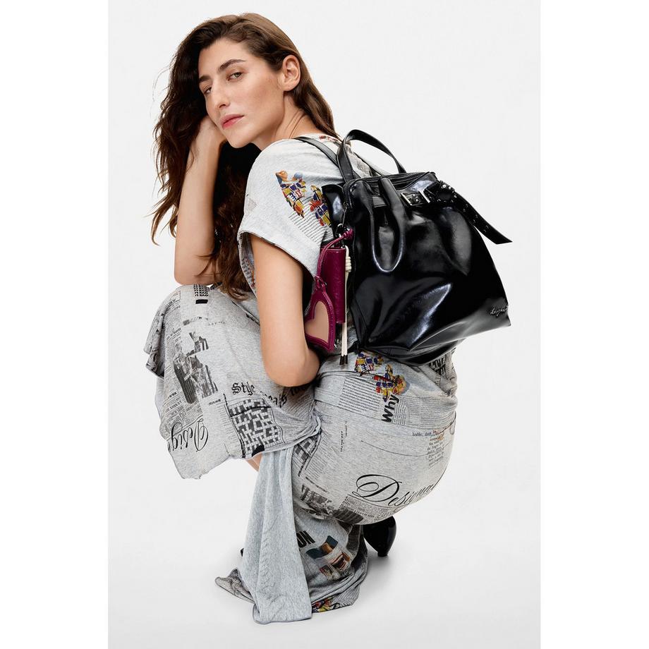 Desigual   