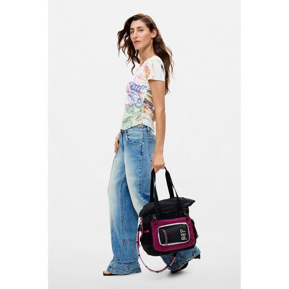 Desigual   