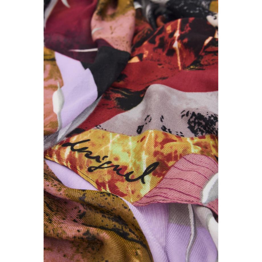 Desigual   