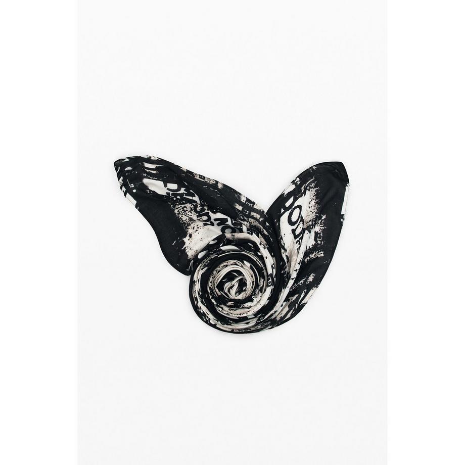 Desigual   
