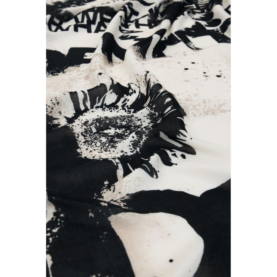 Desigual   