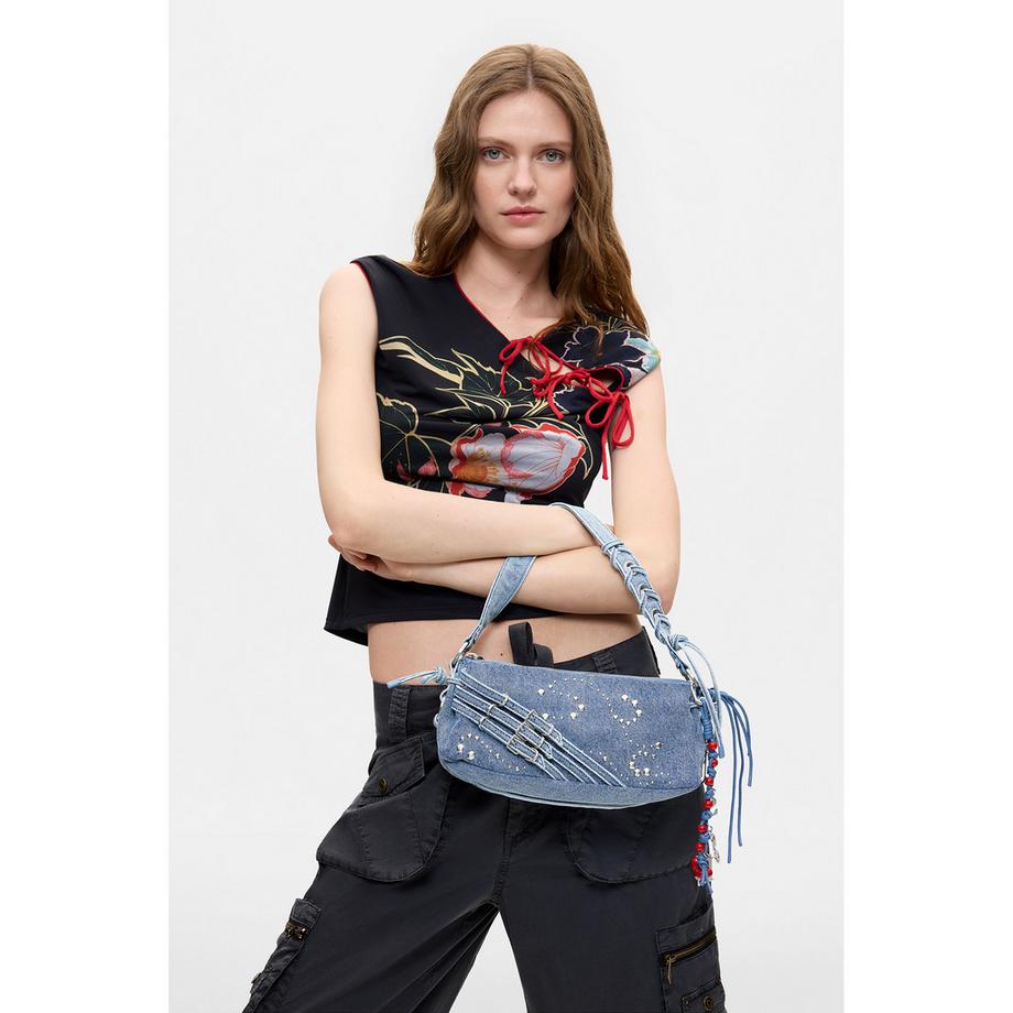 Desigual   