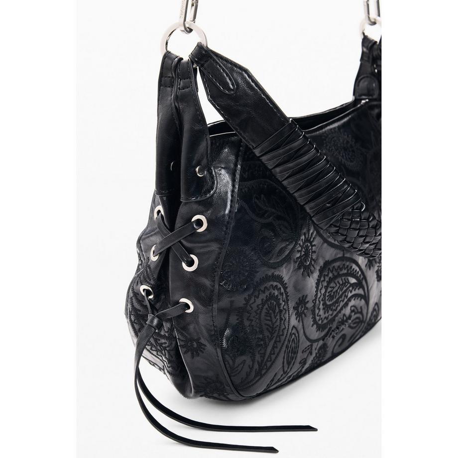 Desigual   