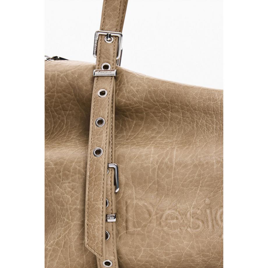 Desigual   