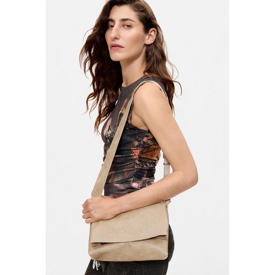 Desigual   