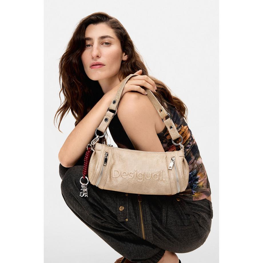 Desigual   