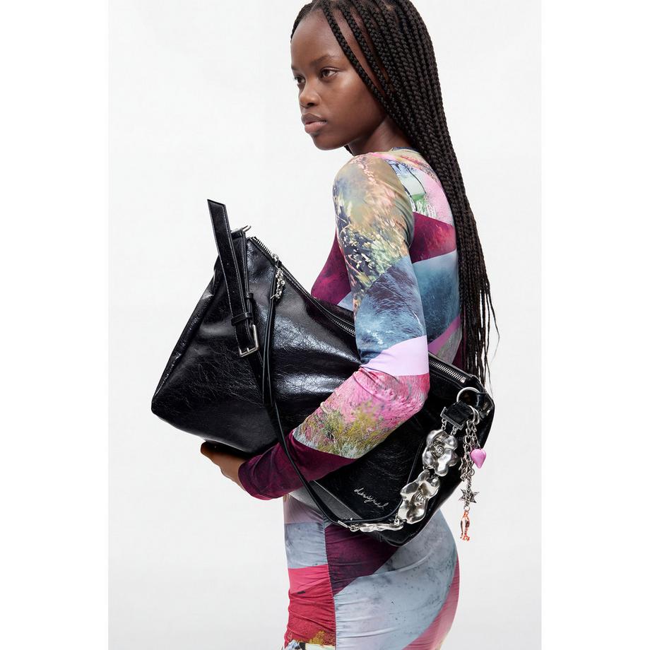 Desigual   