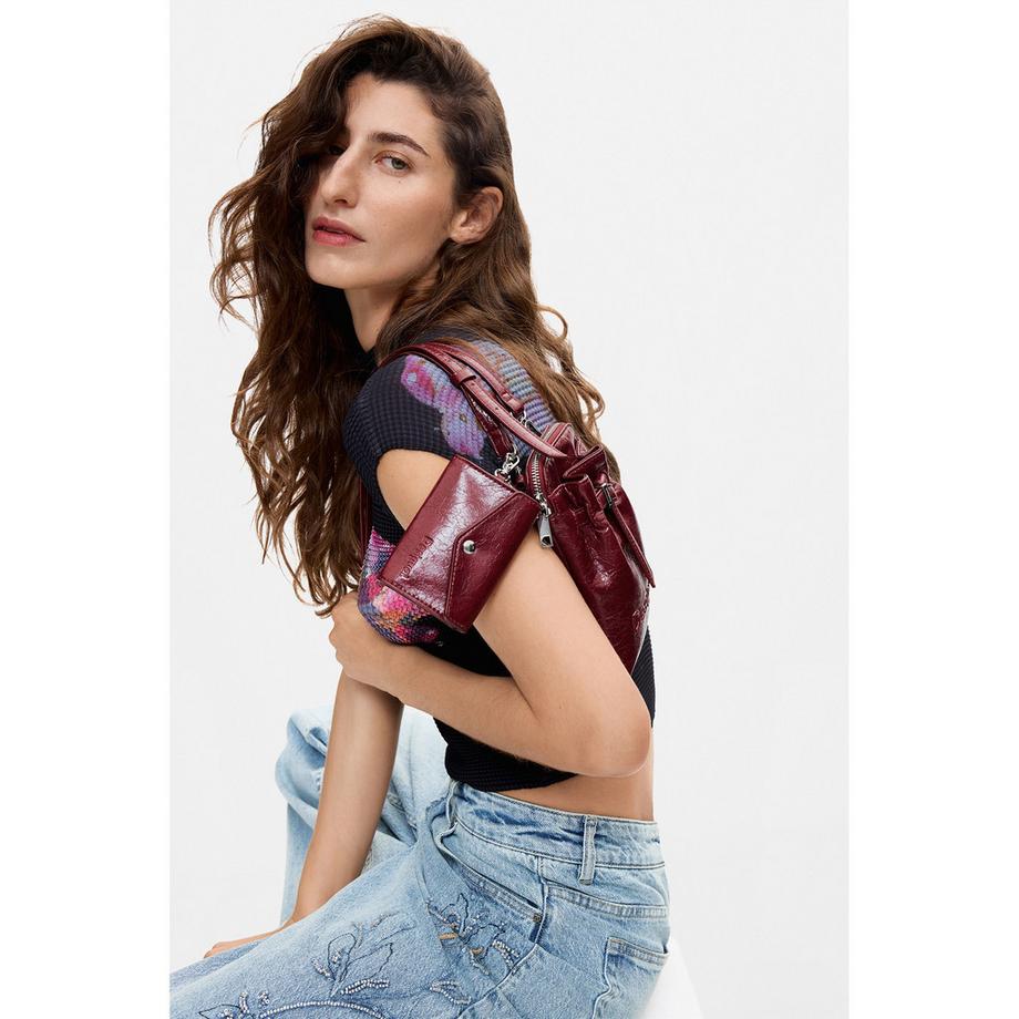 Desigual   