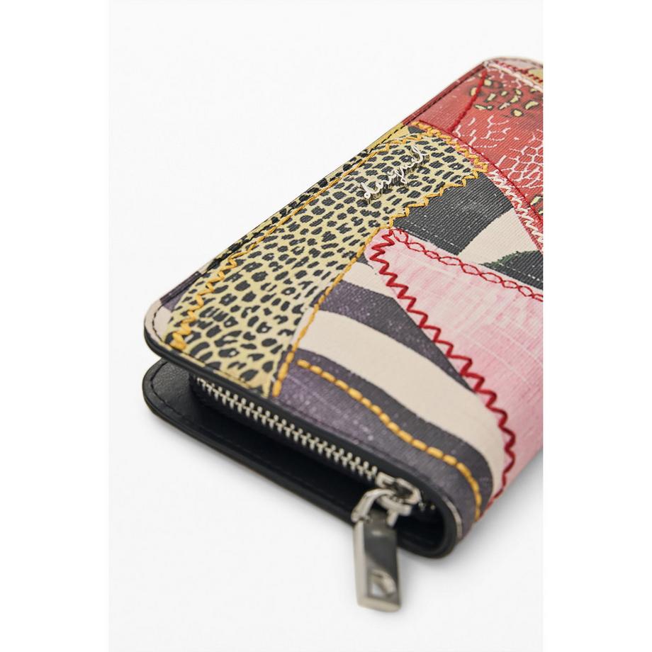Desigual   