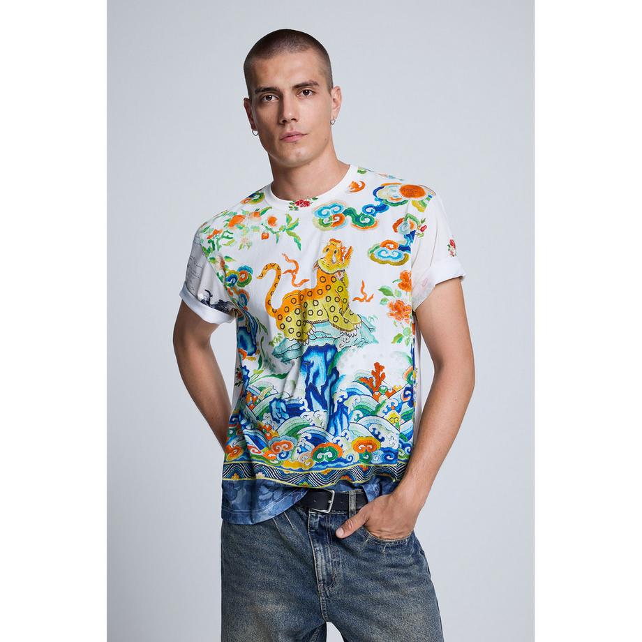 T-shirt