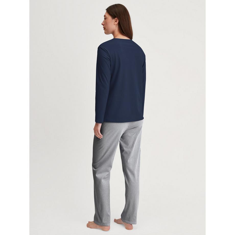 CALIDA Cotton Special Pyjama mit Langarmoberteil und gestreiften Hosen  