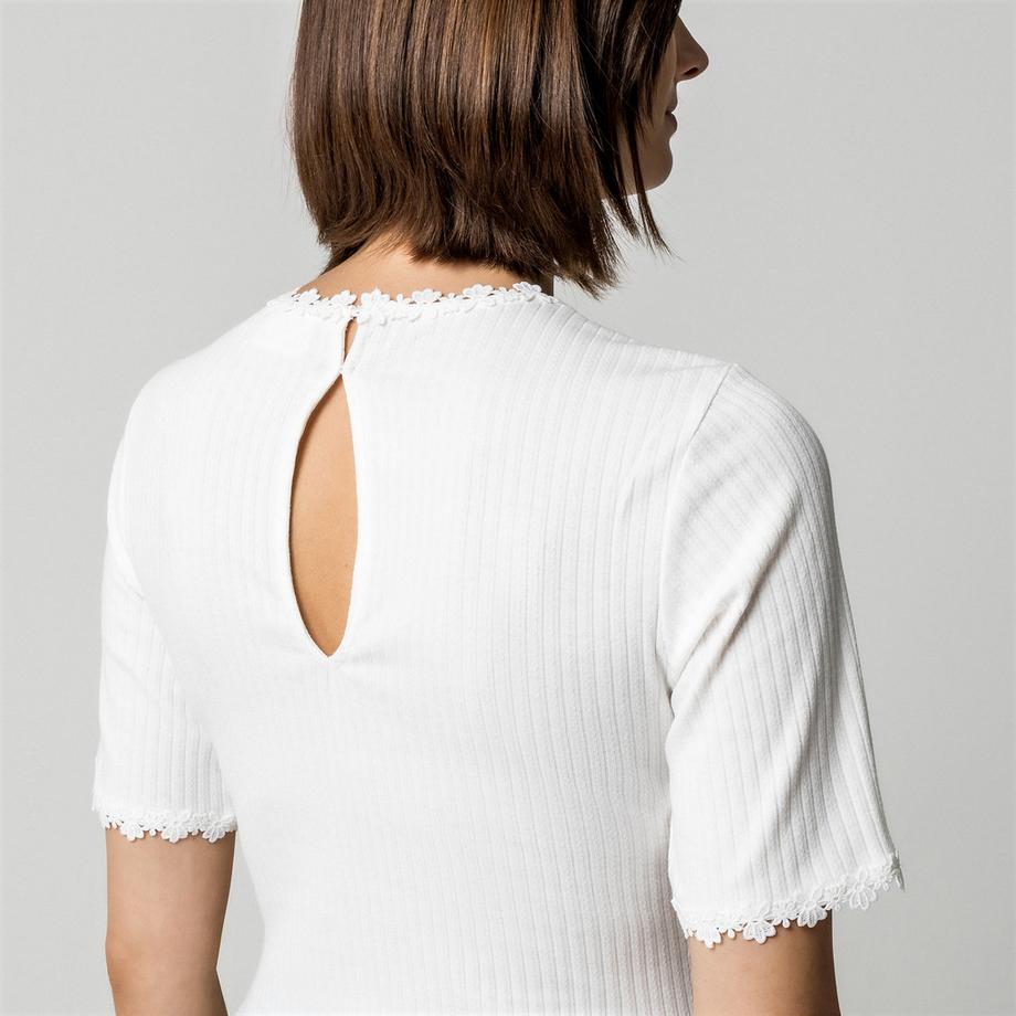 VILA VIBABIA T-shirt côtelé avec bordure en dentelle  