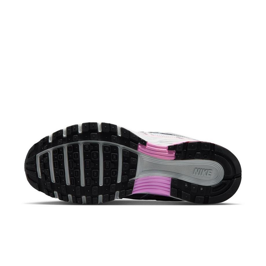 NIKE P-6000 Sneakers Basse  