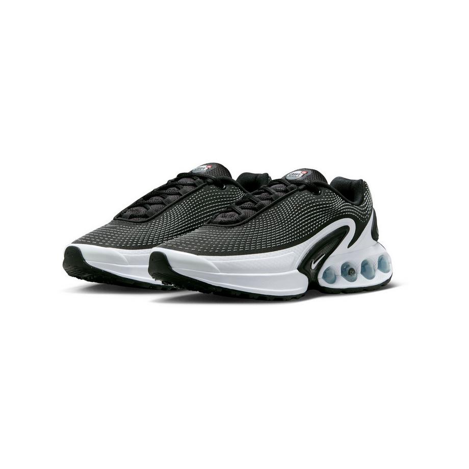 NIKE Sneakers, Low Top  