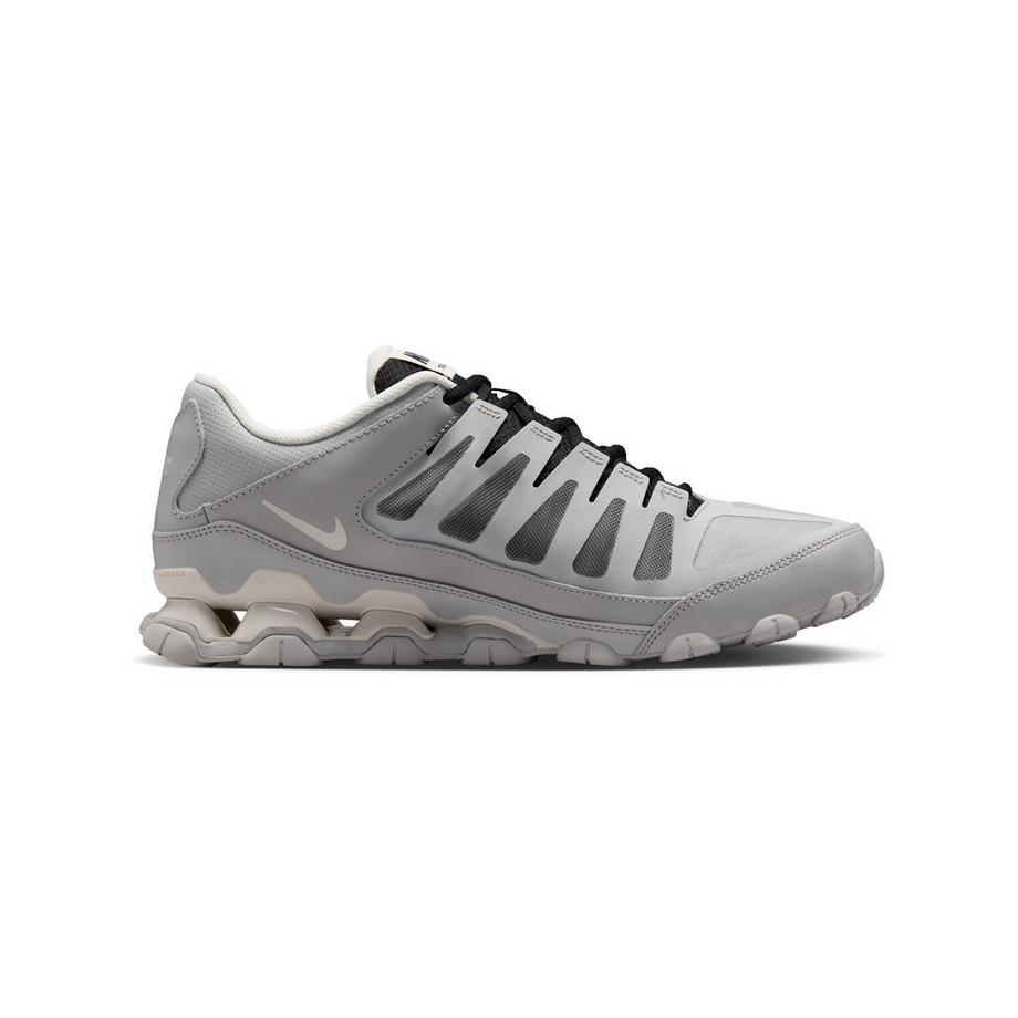 NIKE Reax 8 TR Chaussures fitness  