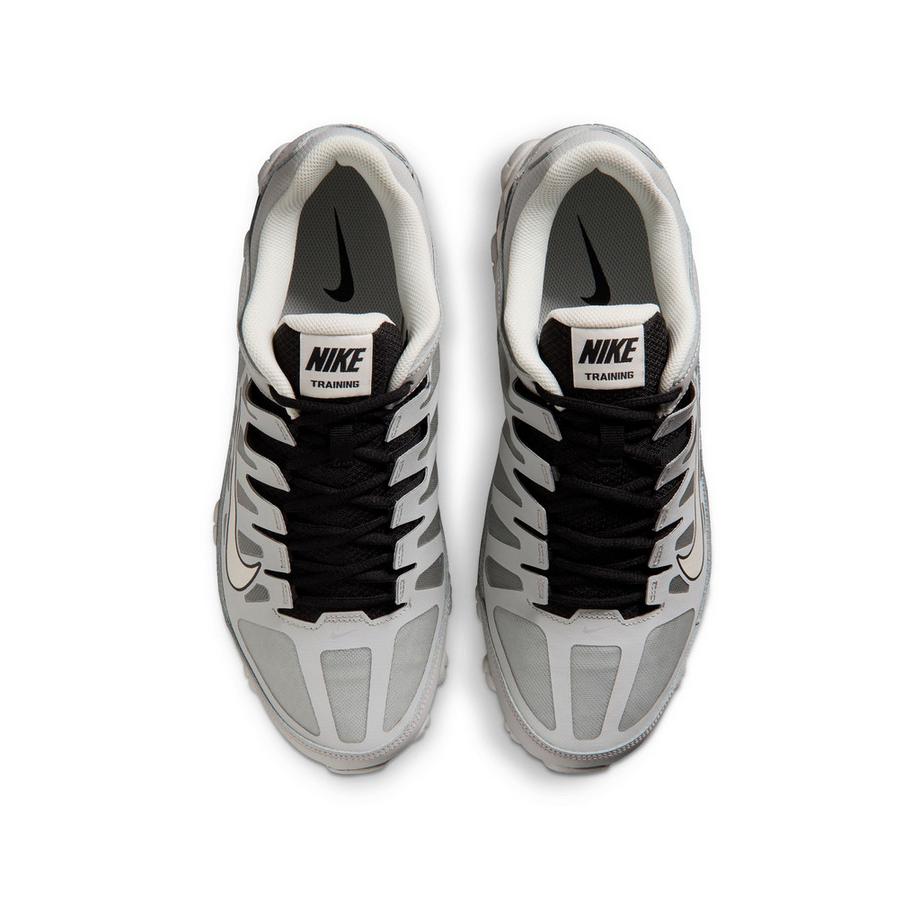 NIKE Reax 8 TR Chaussures fitness  