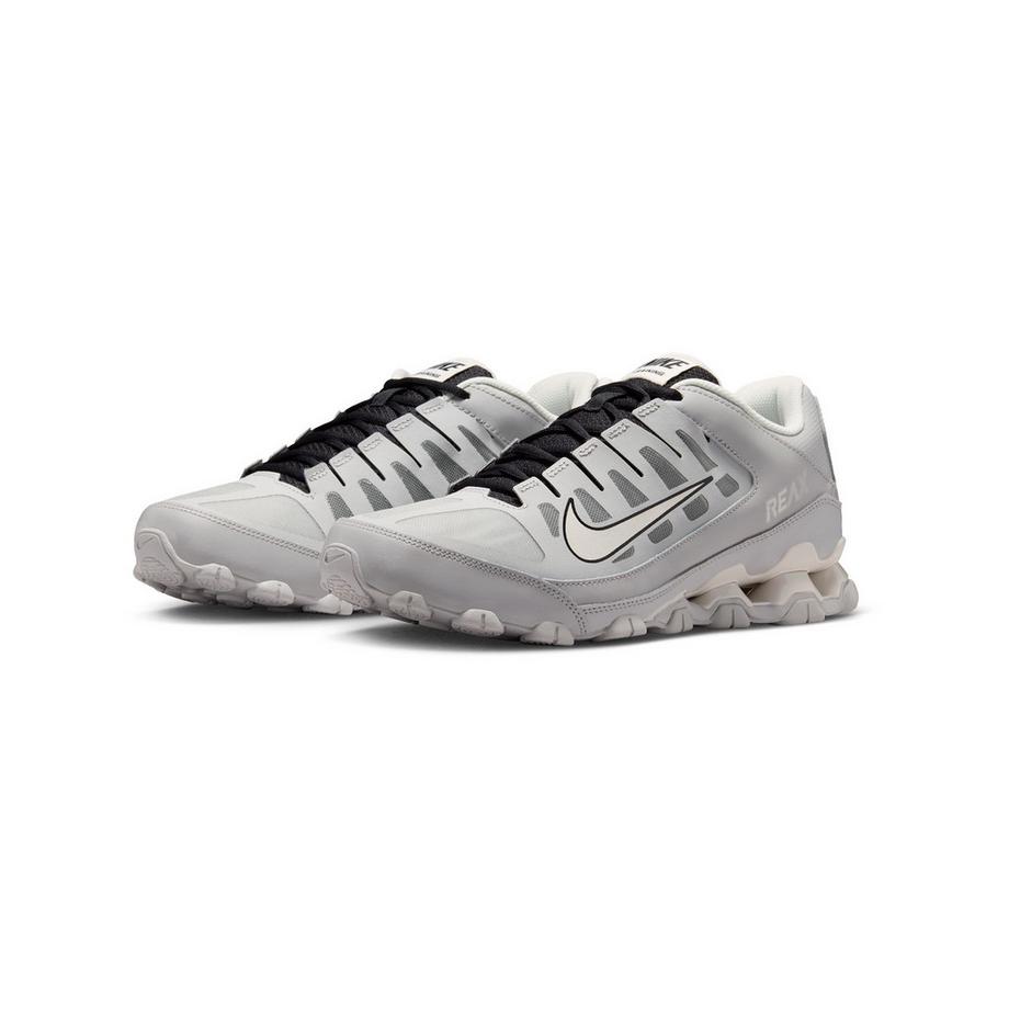 NIKE Reax 8 TR Chaussures fitness  