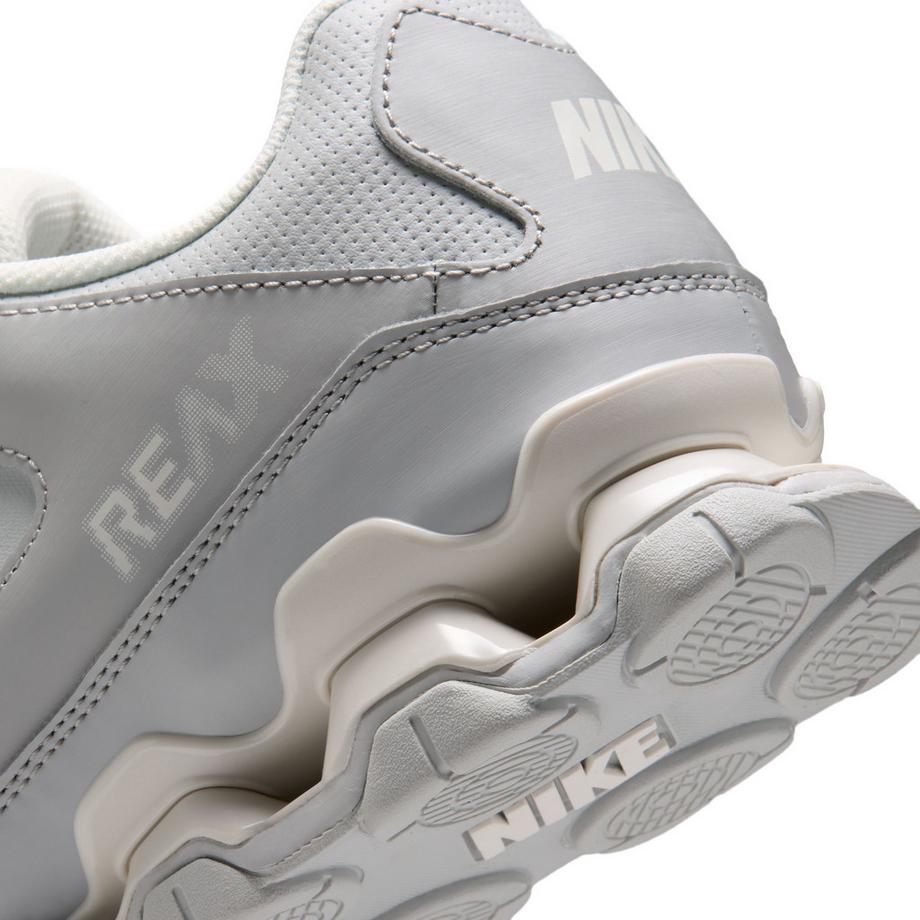 NIKE Reax 8 TR Chaussures fitness  