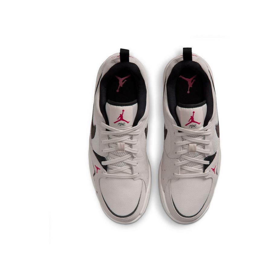 NIKE Jordan Cmft Era Low Top Basketballschuhe  