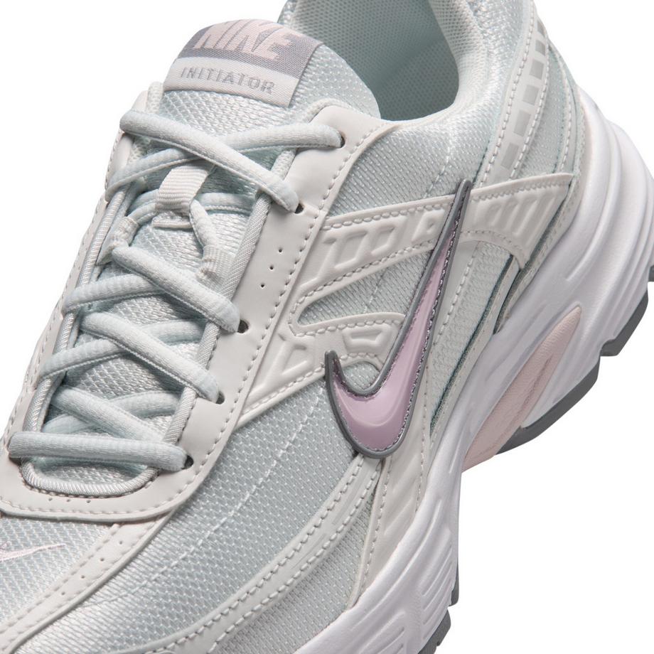 NIKE Wmns Initiator Sneakers Basse  