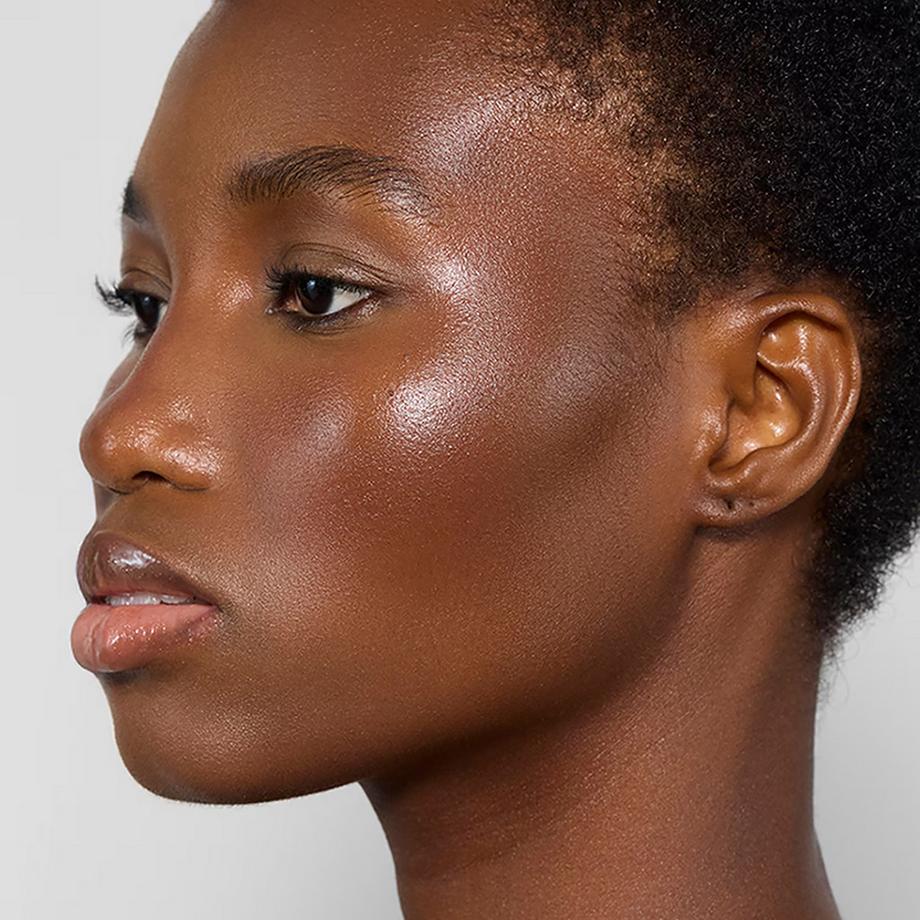 REFY  Gloss Highlighter - Flüssiger Highlighter mit Vitamin E für das Gesicht 