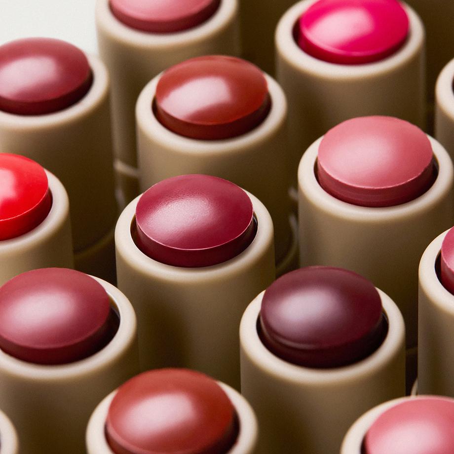 REFY  Lip Blush - Balsamo labbra effetto sfumato 