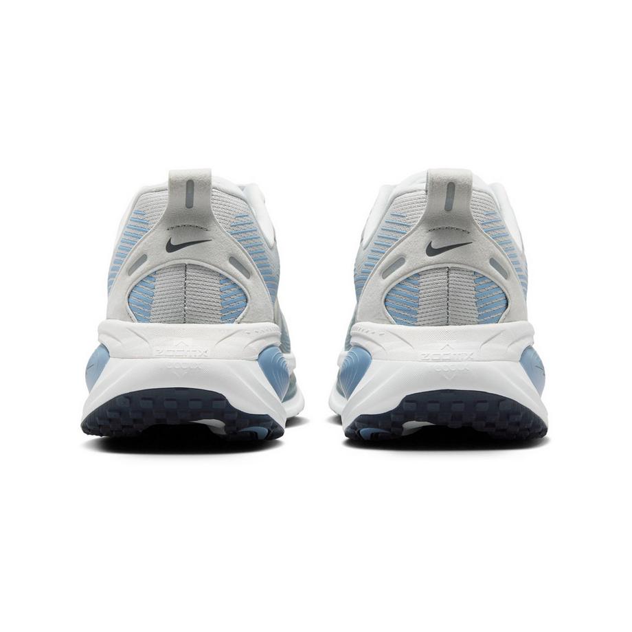 NIKE Vomero 18 Scarpe da corsa  