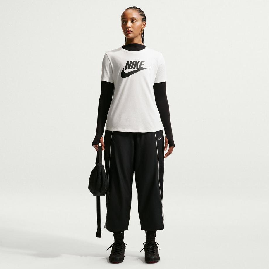 NIKE W NSW CLUB SS TEE ICN FTRA T-Shirt 
