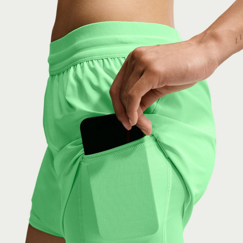 NIKE Swift Shorts 
