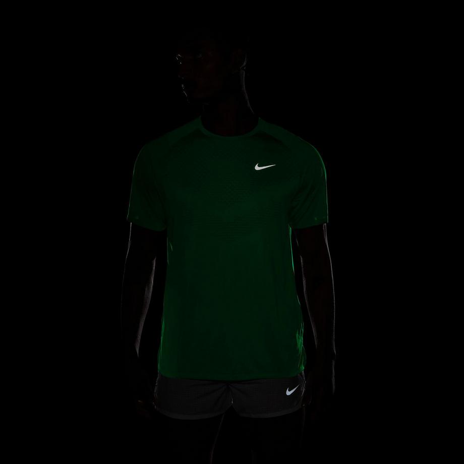 NIKE NIKE CLUB T-Shirt, Rundhals, kurzarm 