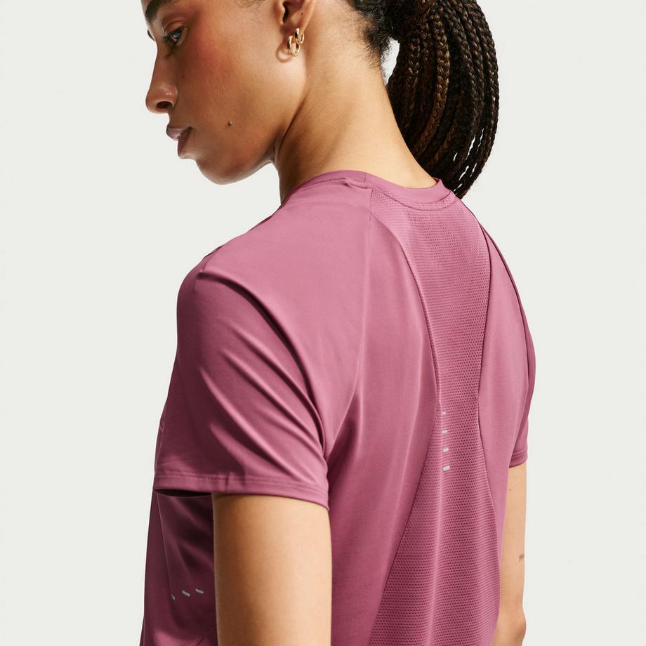 NIKE W NK SWIFT DF TOP SS STNDRD T-Shirt 