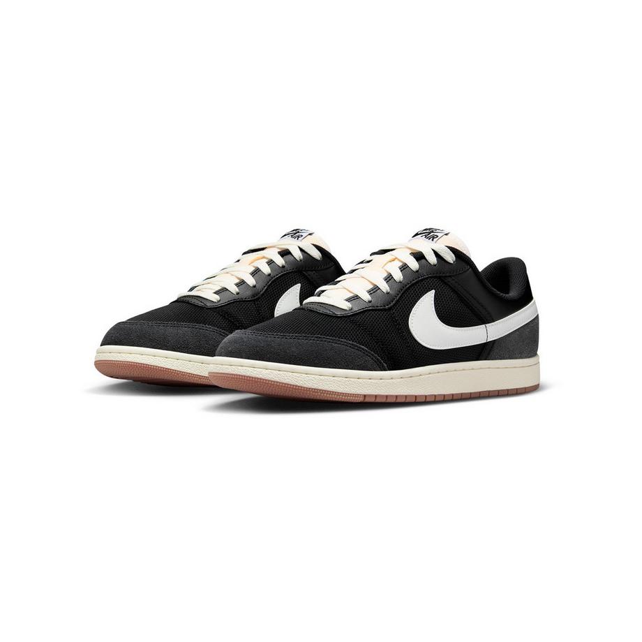 NIKE AIR JORDAN SKYLINE LOW Sneakers  