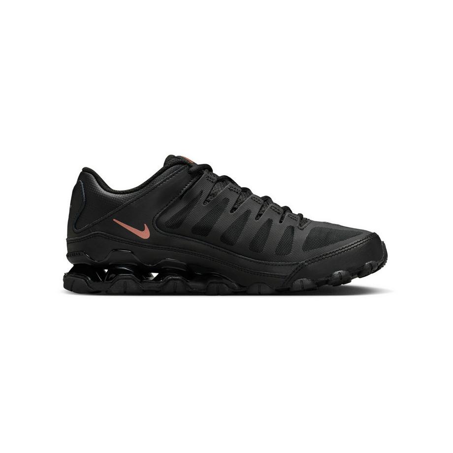 NIKE Reax 8 TR Low Top Sneakers  